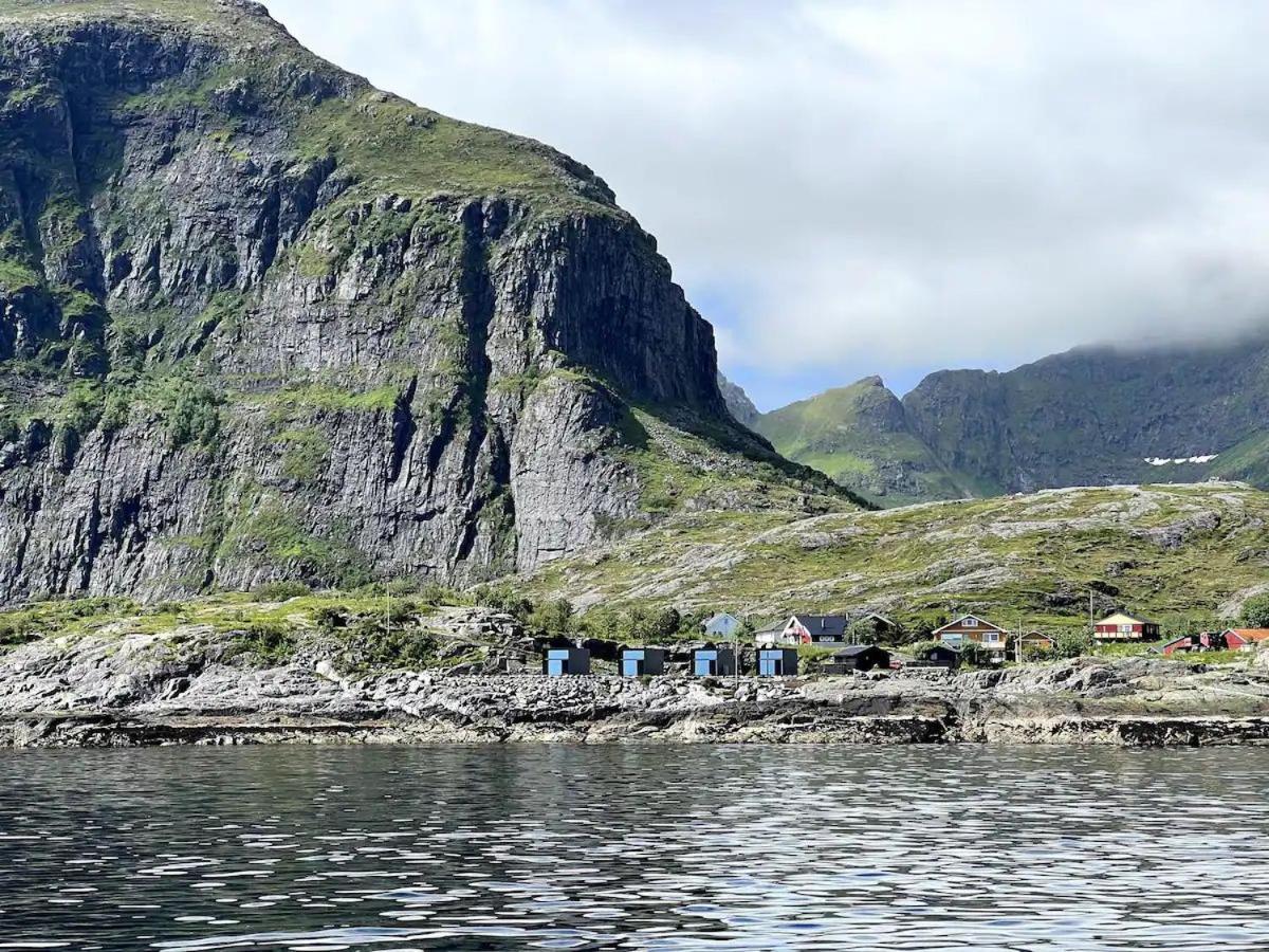 High End Sea Cabins At A In Lofoten Москенес Экстерьер фото